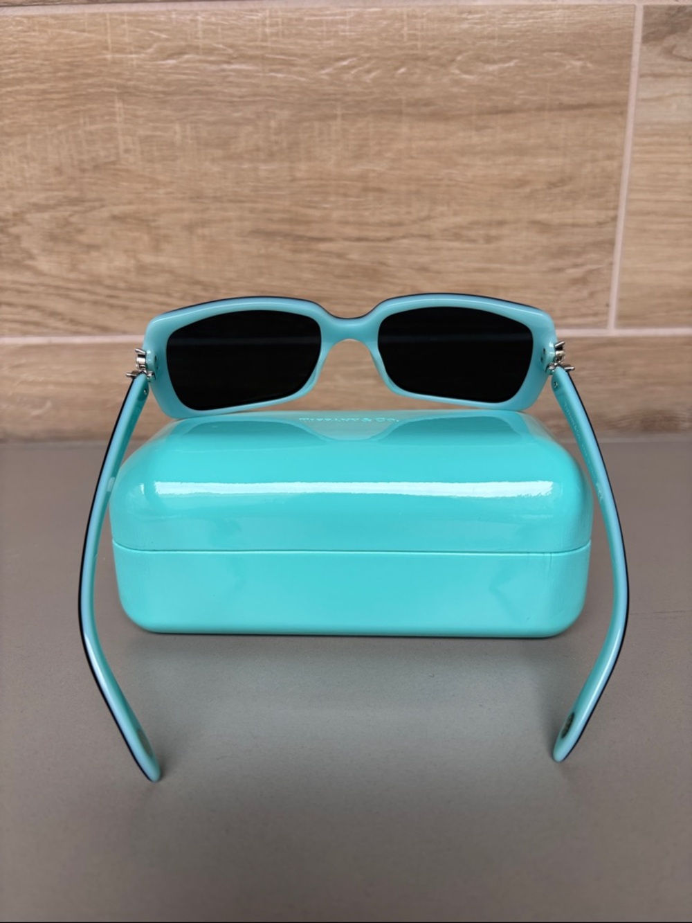 Authentic Tiffany & Co Sunglasses Rimmed in Signature Tiffany Blue Crystal Frame - Picture 6 of 16